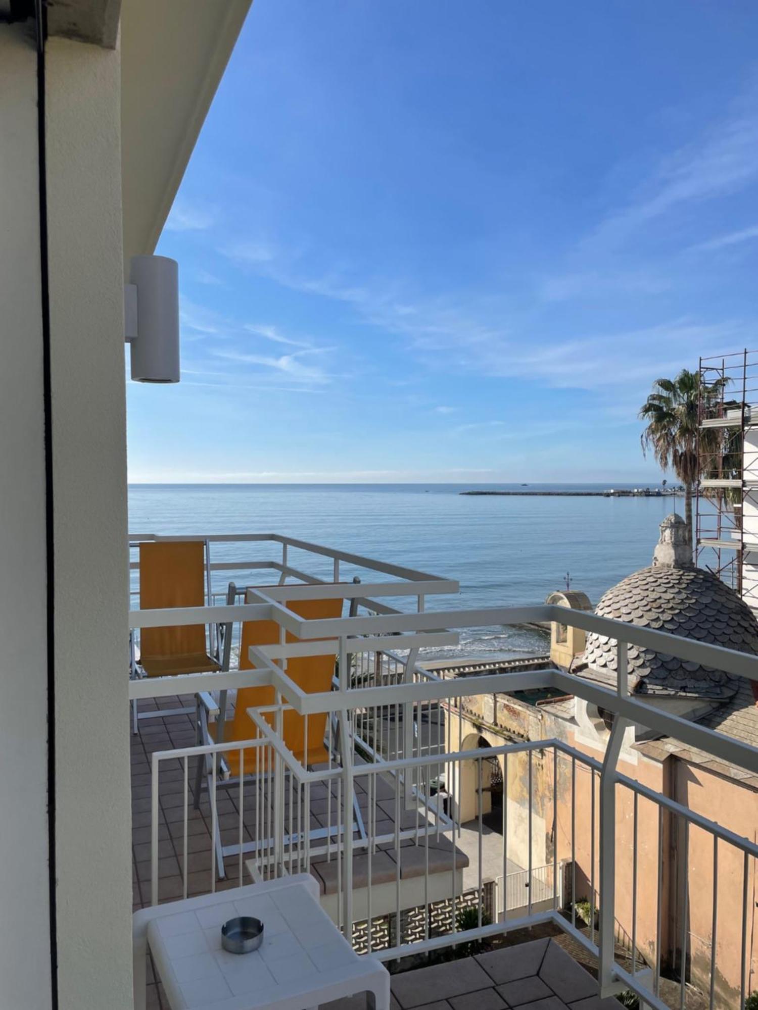 Hotel Miramare Ντιάνο Μαρίνα Εξωτερικό φωτογραφία