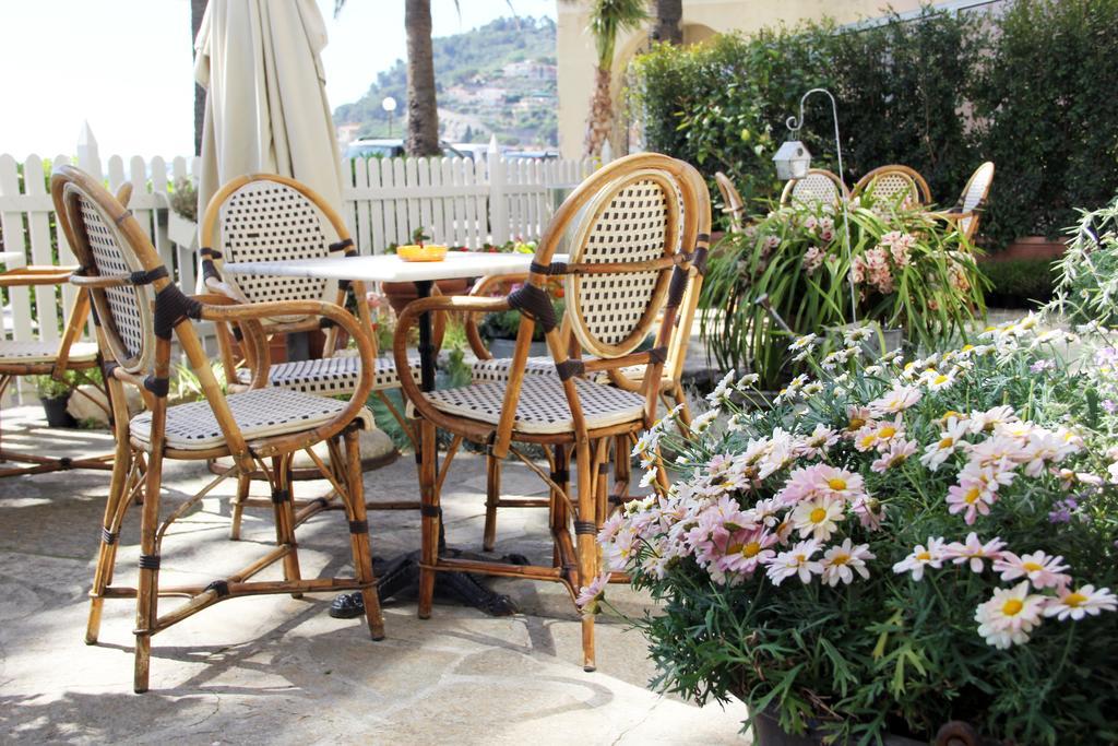 Hotel Miramare Ντιάνο Μαρίνα Εξωτερικό φωτογραφία